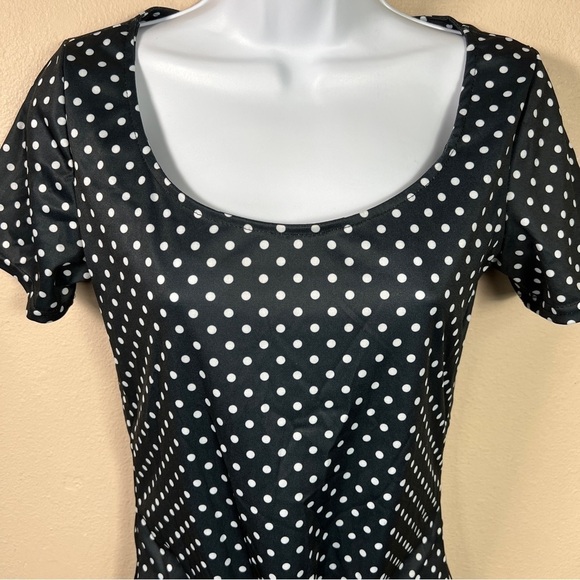 Small Blue White Polka Dot Stretch Short Sleeve Top Spirit - Picture 3 of 8